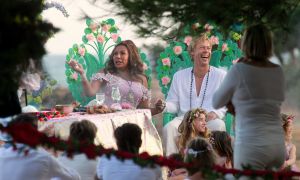 27-09-2014 SHOWBIZZ; ZONNIG HUWELIJK VOOR PATTY EN ANTOINE OP IBIZA. foto: Albert den Iseger