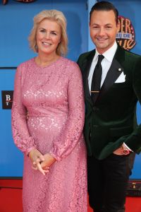 21-09-2014 SHOWBIZZ; PREMIERE VAN MUSICAL MOEDER IK WIL BIJ DE REVUE.
foto: Albert den Iseger