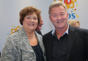 03-09-2014 SHOWBIZZ; DE GROOTSTE FAMILIE VAN NEDERLAND VIERT VOOR DE LAATSTE KEER EEN TROS FEEST. Vele TROS gezichten waren naar CARRE toegekomen om gezamenlijk nog een keer een feestje te vieren. Vele zagen het ook als het einde van de GROOTSTE FAMILIE van NL.
foto: Albert den Iseger