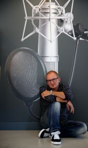 01-09-2014 SHOWBIZZ; VAN INKEL TERUG OP OUDE NEST. Jeroen van Inkel is per vandaag terug bij radio VERONICA. Elke werkdag van 16.00 -19.00 uur,samen met Martijn Zuurveen.
foto: Albert den Iseger