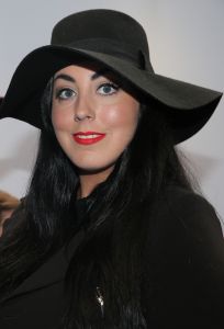 03-09-2014 SHOWBIZZ; DE GROOTSTE FAMILIE VAN NEDERLAND VIERT VOOR DE LAATSTE KEER EEN TROS FEEST. Vele TROS gezichten waren naar CARRE toegekomen om gezamenlijk nog een keer een feestje te vieren. Vele zagen het ook als het einde van de GROOTSTE FAMILIE van NL.
foto: Albert den Iseger