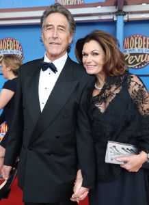 21-09-2014 SHOWBIZZ; PREMIERE VAN MUSICAL MOEDER IK WIL BIJ DE REVUE.
foto: Albert den Iseger