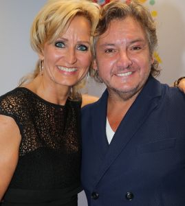 03-09-2014 SHOWBIZZ; DE GROOTSTE FAMILIE VAN NEDERLAND VIERT VOOR DE LAATSTE KEER EEN TROS FEEST. Vele TROS gezichten waren naar CARRE toegekomen om gezamenlijk nog een keer een feestje te vieren. Vele zagen het ook als het einde van de GROOTSTE FAMILIE van NL.
foto: Albert den Iseger