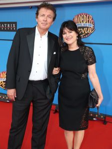 21-09-2014 SHOWBIZZ; PREMIERE VAN MUSICAL MOEDER IK WIL BIJ DE REVUE.
foto: Albert den Iseger