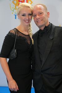 03-09-2014 SHOWBIZZ; DE GROOTSTE FAMILIE VAN NEDERLAND VIERT VOOR DE LAATSTE KEER EEN TROS FEEST. Vele TROS gezichten waren naar CARRE toegekomen om gezamenlijk nog een keer een feestje te vieren. Vele zagen het ook als het einde van de GROOTSTE FAMILIE van NL.
foto: Albert den Iseger