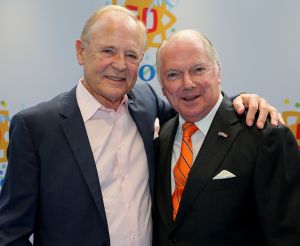 03-09-2014 SHOWBIZZ; DE GROOTSTE FAMILIE VAN NEDERLAND VIERT VOOR DE LAATSTE KEER EEN TROS FEEST. Vele TROS gezichten waren naar CARRE toegekomen om gezamenlijk nog een keer een feestje te vieren. Vele zagen het ook als het einde van de GROOTSTE FAMILIE van NL.
foto: Albert den Iseger