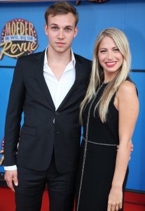 21-09-2014 SHOWBIZZ; PREMIERE VAN MUSICAL MOEDER IK WIL BIJ DE REVUE.
foto: Albert den Iseger