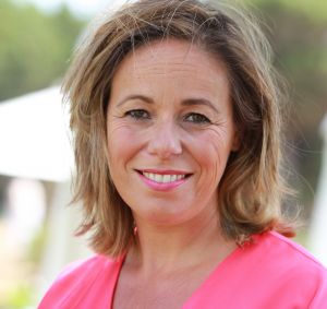 26-09-2014 SHOWBIZZ; NAJAARSPRESENTATIE 2014 SBS BROADCASTING OP IBIZA. Met oa. Jochum van Gelder-Bridget Maasland-Kees Tol-Beau van Erven Dorens-Maurice Wijnen-Renate Gerschtanowitz-Selma van Dijk en vele anderen.
foto: Albert den Iseger