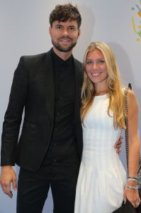 03-09-2014 SHOWBIZZ; DE GROOTSTE FAMILIE VAN NEDERLAND VIERT VOOR DE LAATSTE KEER EEN TROS FEEST. Vele TROS gezichten waren naar CARRE toegekomen om gezamenlijk nog een keer een feestje te vieren. Vele zagen het ook als het einde van de GROOTSTE FAMILIE van NL.
foto: Albert den Iseger