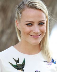 26-09-2014 SHOWBIZZ; NAJAARSPRESENTATIE 2014 SBS BROADCASTING OP IBIZA. Met oa. Jochum van Gelder-Bridget Maasland-Kees Tol-Beau van Erven Dorens-Maurice Wijnen-Renate Gerschtanowitz-Selma van Dijk en vele anderen.
foto: Albert den Iseger