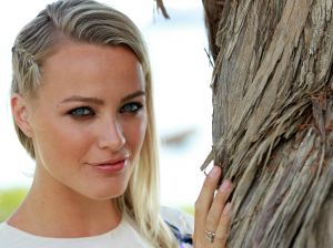 26-09-2014 SHOWBIZZ; NAJAARSPRESENTATIE 2014 SBS BROADCASTING OP IBIZA. Met oa. Jochum van Gelder-Bridget Maasland-Kees Tol-Beau van Erven Dorens-Maurice Wijnen-Renate Gerschtanowitz-Selma van Dijk en vele anderen.
foto: Albert den Iseger