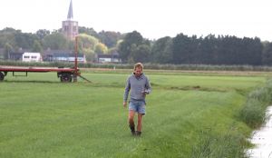 17-09-2014 SHOWBIZZ; TOM GROOT IS DE BESTE VANGST OOIT, ZEI YVONNE JASPERS. Tom Groot uit Nieuwe Niedorp is de leukste boer ooit uit alle seizoenen BOER ZOEKT VROUW. Deze week het hele verhaal van Tom en zijn directe omgeving in weekblad PRIVE.
foto: Albert den Iseger
