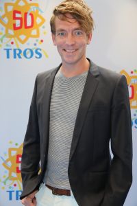 03-09-2014 SHOWBIZZ; DE GROOTSTE FAMILIE VAN NEDERLAND VIERT VOOR DE LAATSTE KEER EEN TROS FEEST. Vele TROS gezichten waren naar CARRE toegekomen om gezamenlijk nog een keer een feestje te vieren. Vele zagen het ook als het einde van de GROOTSTE FAMILIE van NL.
foto: Albert den Iseger