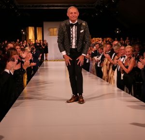 07-09-2015 SHOWBIZZ; COUTURIER RONALD KOLK PRESENTEERT 25e JUBILEUMSHOW.
foto: Albert den Iseger