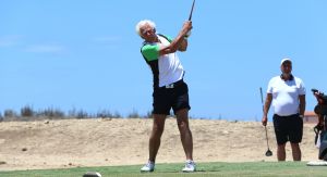 01-09-2016 SPORT; ARUBA PRO-AM GOLF TOURNAMENT 2016. In samenwerking met TIERRA DEL SOL te Aruba organiseerde ARUBA TOURIST AUTHORITY het Aruba Pro Am Golf Toernooi. Enkele BN ers deden hier ook aan mee. Nederland viel echter niet in de prijzen.Ook werd de HANDICART gepresenteerd door Mark en Frans Tempelman.
Hierover later een aparte fotoreportage. 
foto: Albert den Iseger