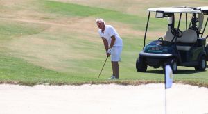 01-09-2016 SPORT; ARUBA PRO-AM GOLF TOURNAMENT 2016. In samenwerking met TIERRA DEL SOL te Aruba organiseerde ARUBA TOURIST AUTHORITY het Aruba Pro Am Golf Toernooi. Enkele BN ers deden hier ook aan mee. Nederland viel echter niet in de prijzen.Ook werd de HANDICART gepresenteerd door Mark en Frans Tempelman.
Hierover later een aparte fotoreportage. 
foto: Albert den Iseger