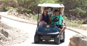 01-09-2016 SPORT; ARUBA PRO-AM GOLF TOURNAMENT 2016. In samenwerking met TIERRA DEL SOL te Aruba organiseerde ARUBA TOURIST AUTHORITY het Aruba Pro Am Golf Toernooi. Enkele BN ers deden hier ook aan mee. Nederland viel echter niet in de prijzen.Ook werd de HANDICART gepresenteerd door Mark en Frans Tempelman.
Hierover later een aparte fotoreportage. 
foto: Albert den Iseger