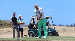 01-09-2016 SPORT; ARUBA PRO-AM GOLF TOURNAMENT 2016. In samenwerking met TIERRA DEL SOL te Aruba organiseerde ARUBA TOURIST AUTHORITY het Aruba Pro Am Golf Toernooi. Enkele BN ers deden hier ook aan mee. Nederland viel echter niet in de prijzen.Ook werd de HANDICART gepresenteerd door Mark en Frans Tempelman.
Hierover later een aparte fotoreportage. 
foto: Albert den Iseger