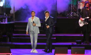 04-09-2029 SHOWBIZZ; TINO MARTIN WERKT SAMEN MET RENE FROGER AAN NWE SINGLE.
Proost op het leven heet de nieuwe single van Tino Martin en Rene Froger die gisteren is uitgebracht.
foto: Albert den Iseger