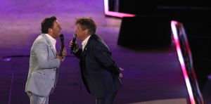04-09-2029 SHOWBIZZ; TINO MARTIN WERKT SAMEN MET RENE FROGER AAN NWE SINGLE.
Proost op het leven heet de nieuwe single van Tino Martin en Rene Froger die gisteren is uitgebracht.
foto: Albert den Iseger