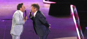 04-09-2029 SHOWBIZZ; TINO MARTIN WERKT SAMEN MET RENE FROGER AAN NWE SINGLE.
Proost op het leven heet de nieuwe single van Tino Martin en Rene Froger die gisteren is uitgebracht.
foto: Albert den Iseger